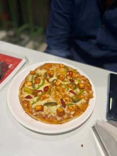 Image of: Feast Pizza in Kk Nagar 6