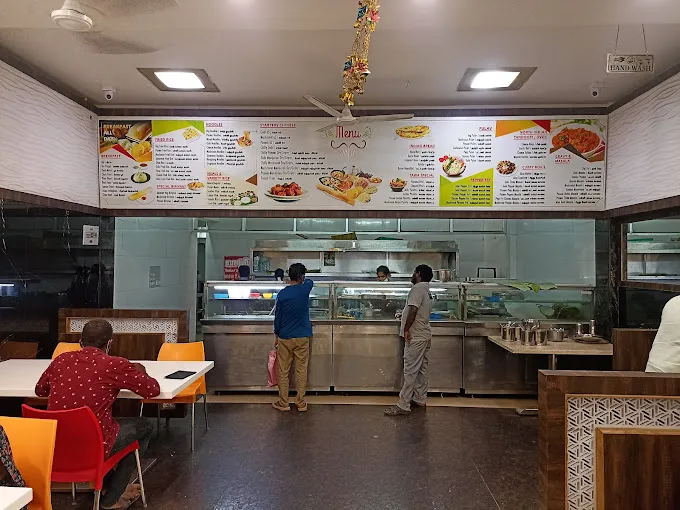 Image of: Harish Restaurant in Kamarajar Salai