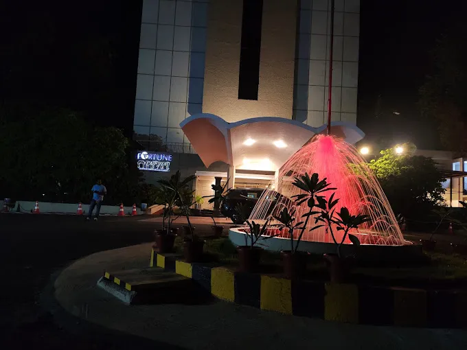 Image of: Hotel Pandiyan in Ponmeni 5