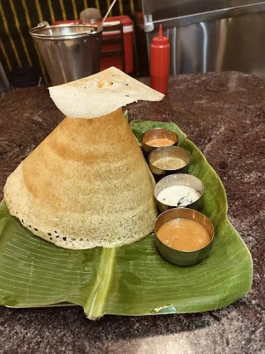 Image of: Hotel Sambavi in Madurai 2