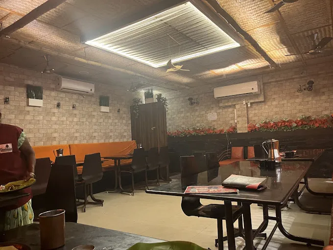 Image of: Hotel Sembiyan in Madurai 2