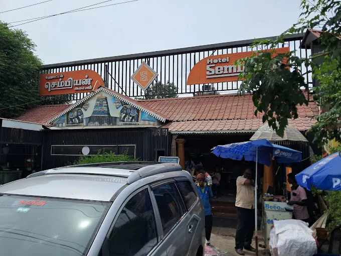 Image of: Hotel Sembiyan in Madurai 3