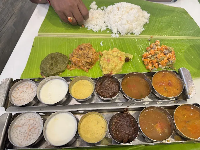 Image of: Hotel Sree Sabarees in Kamarajar Salai 5