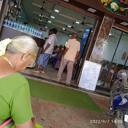 Image of: Hotel Udhayaas Vegetarian in Madurai