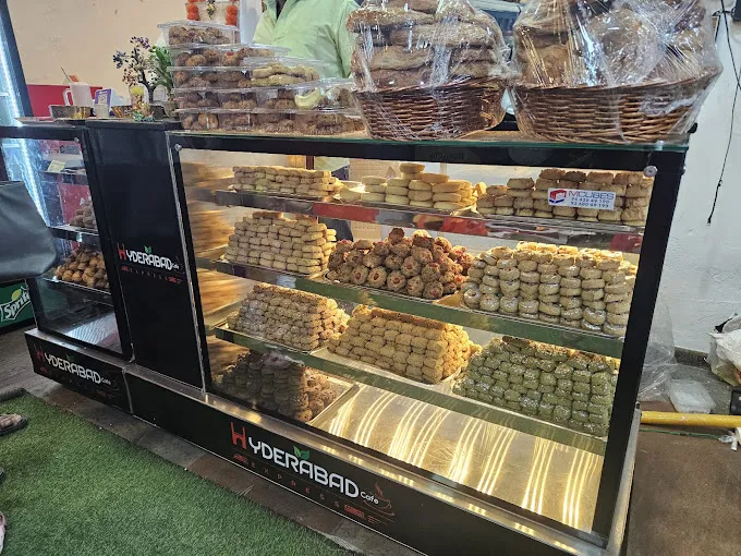 Image of: Hyderabad Express Cafe in Kalavasal 2