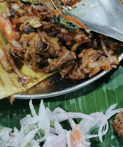 Image of: Jb Chicken Restaurant in Ponmeni 2