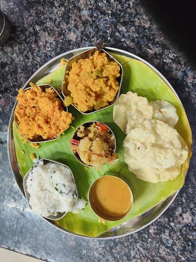 Image of: Karthik Bhavan in Arappalayam 2