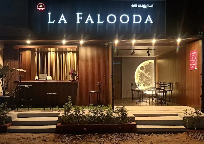 Image of: La Falooda in Reserve Line
