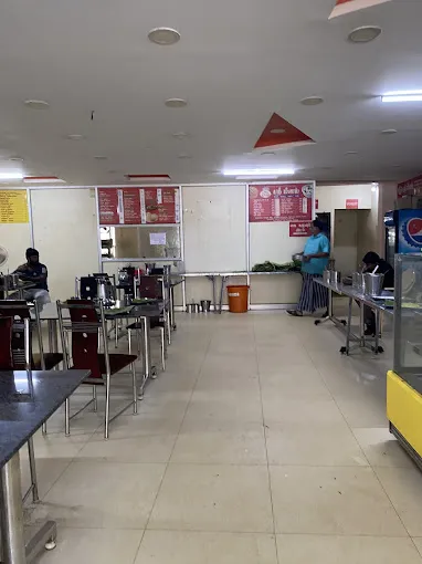 Image of: Meenam Hotel And Baker in Madurai