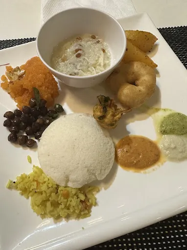 Image of: Melting Pot Restaurant in Mattuthavani 4