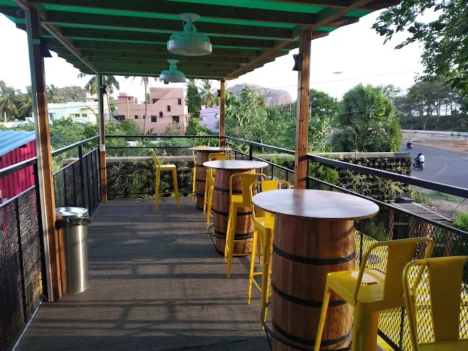 Image of: Mug And Beans Cafe in Pasumalai