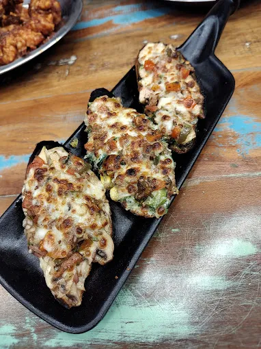 Image of: Noshta Cafe Nashville Burgers in Madurai 3
