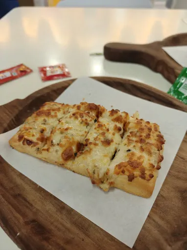 Image of: Oyalo Pizza Kalavasal in Ponmeni