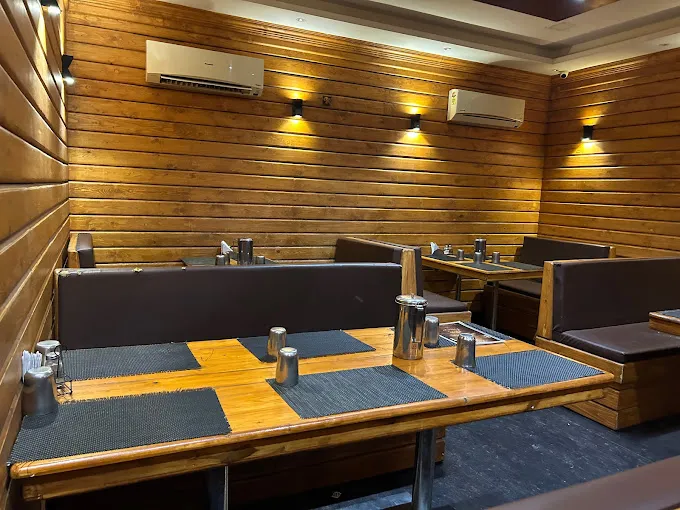 Image of: Pannaiyar Kari Kadai Restaurant in Madurai 4