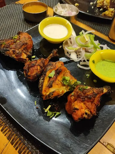 Image of: Pannaiyar Kari Kadai Restaurant in Madurai 6