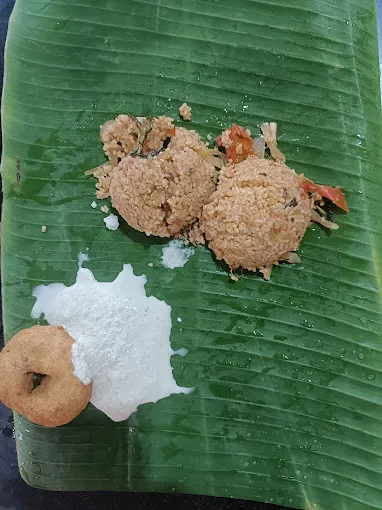 Image of: Peris Unavagam in Avaniyapuram 2