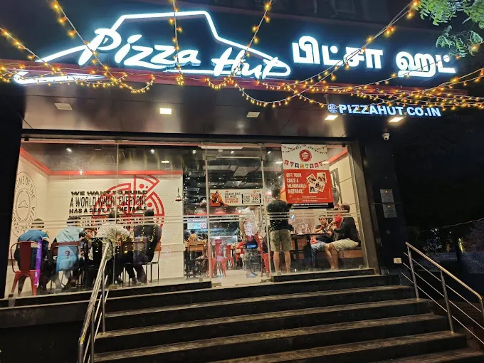 Image of: Pizza Hut in Kk Nagar 2