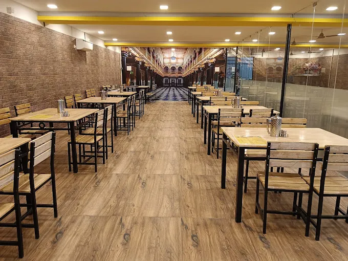 Image of: Punjabi Restaurant in Ponmeni 4