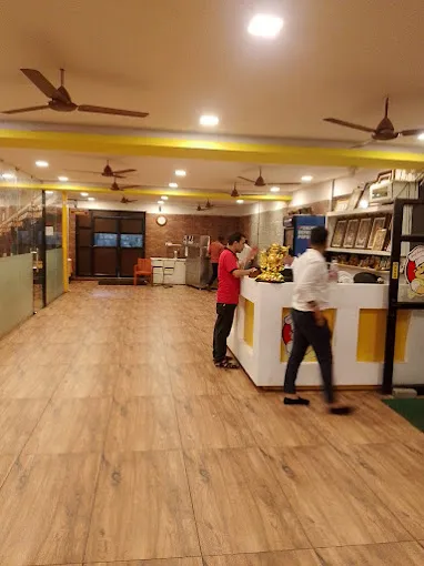 Image of: Punjabi Restaurant in Ponmeni 5