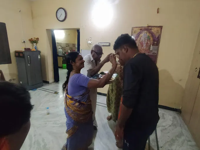 Image of: Pushpam Kulambu Kadai in Madurai