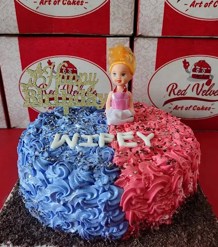 Image of: Redvelvete Cakeshop in South Gate