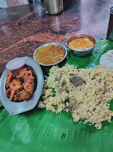 Image of: Sekar Konar Mess in Simmakkal