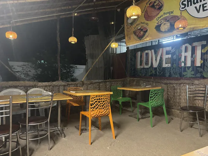 Image of: Shanthis Veg A Boutique Garden Restaurant in Madurai 3