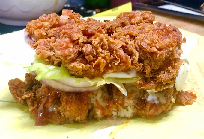 Image of: Shawarma Hut in Iyer Bungalow