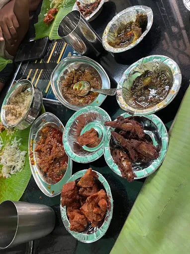 Image of: Shree Karaikudi Mess in Ponmeni 2