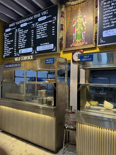Image of: Shrii Vandhanam Fine Veg Restaurant in Mahal 3