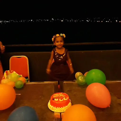 Image of: Sky Dine Roof Top Restaurant in Kk Nagar 5