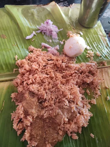 Image of: Sri Madurai Arasi Madurai Bun Parotta in Madurai 3