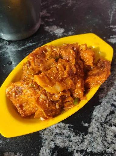Image of: Sri Madurai Arasi Madurai Bun Parotta in Madurai 6