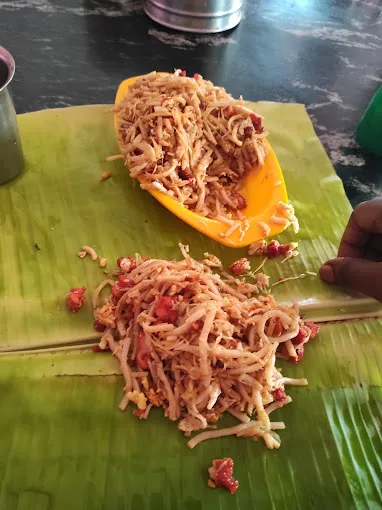 Image of: Sri Madurai Arasi Madurai Bun Parotta in Madurai 7