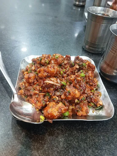 Image of: Sri Sapthagiri Tiffin Park Pure Veg Restaurant in Anna Nagar 3