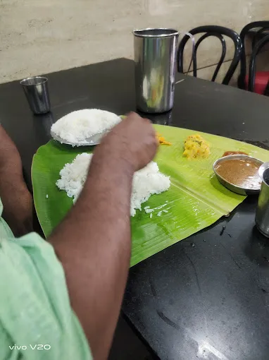 Image of: Sulthan Hotel in Mattuthavani