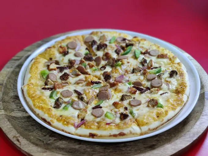 Image of: Taj Pizza in Kalavasal 6
