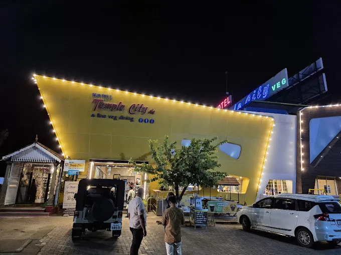 Image of: Temple City Pure Vegetarian Restaurant in Madurai 3