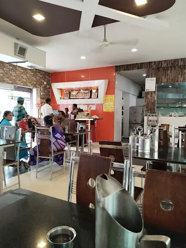 Image of: The Idly Shop in Shenoy Nagar 2