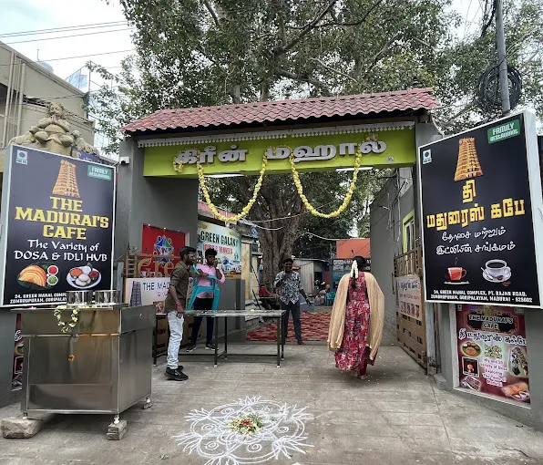 Image of: The Madurais Cafe in Goripalayam