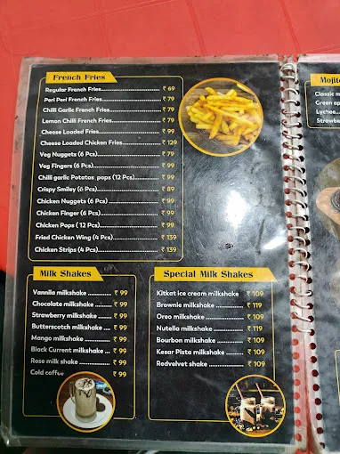 Image of: The Sandwich World Café in Kalavasal 2