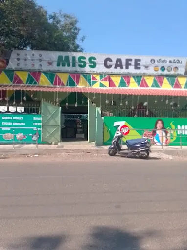 Image of: Vetrivel Cafe in Reserve Line