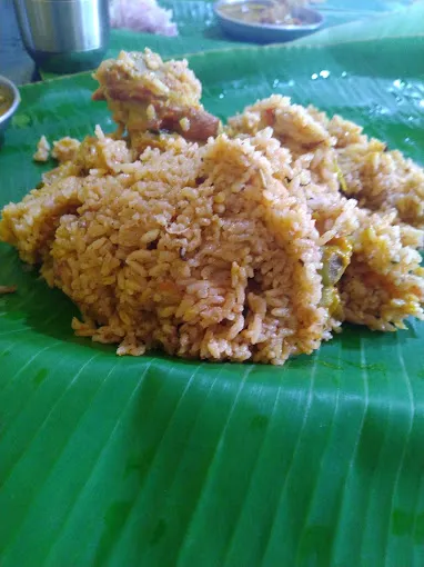 Image of: Yanaikkal Sultan Biriyani in Iyer Bungalow