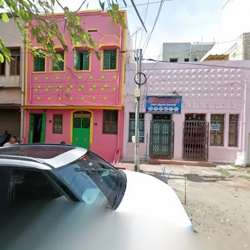 Image of: Yoga Tiffen Home in South Gate