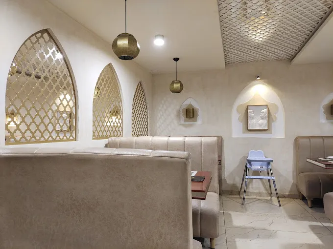 Image of: Zafran Multicuisine Restaurant in Kalavasal 6