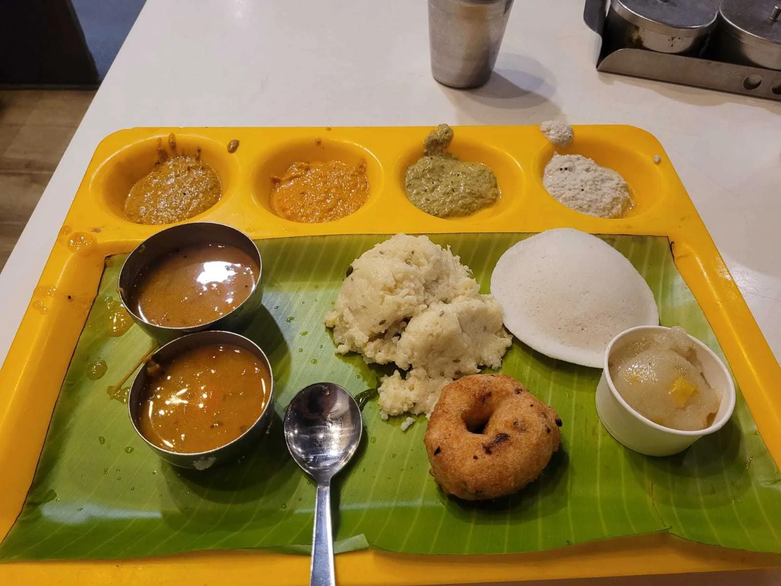 Image of: Vetrivel Tiffen Centre in Sakkimangalam