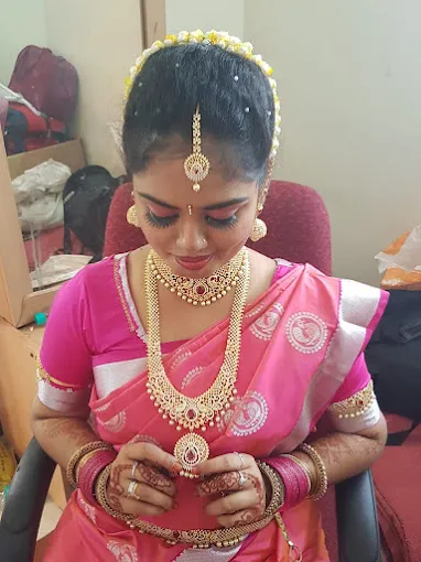 Image of: Aishwariya Beauty Parlour in Villapuram 3