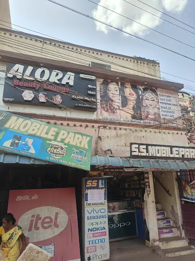 Image of: Alora Beauty Salon And Lounge in Karuppayurani