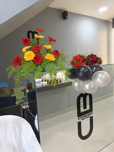 Image of: Cheap And Best Mens Salon in Iyer Bungalow