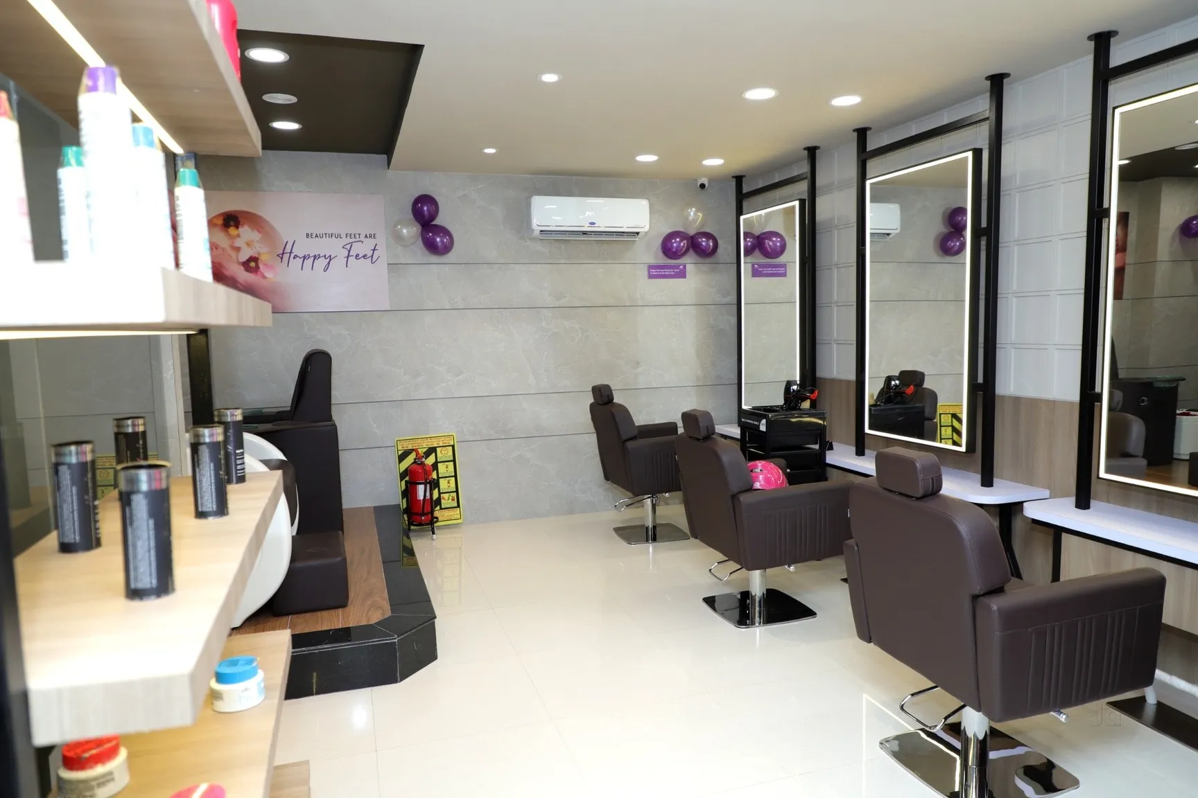 Image of: Clinton Gents Beauty Parlour in Madurai